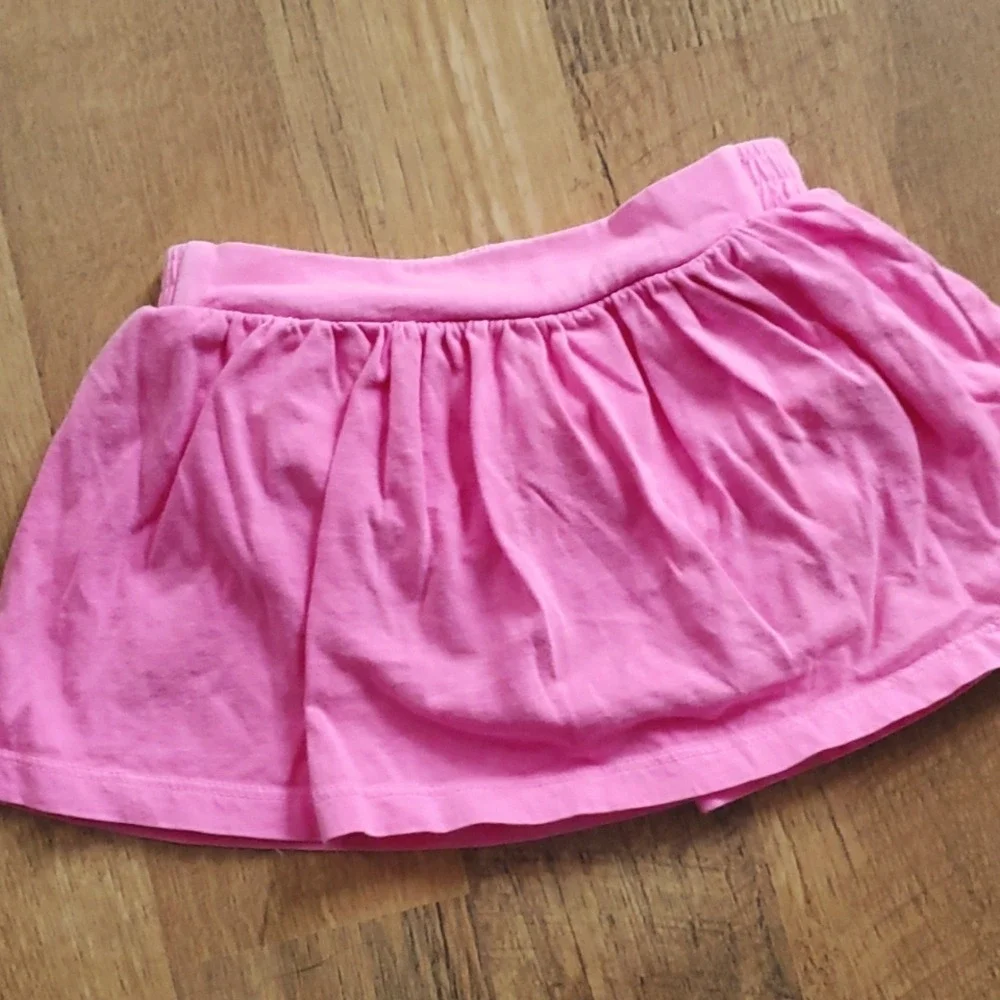Oshkosh Girls 2‎ Pack Skirts in Pink and Green Size 12M